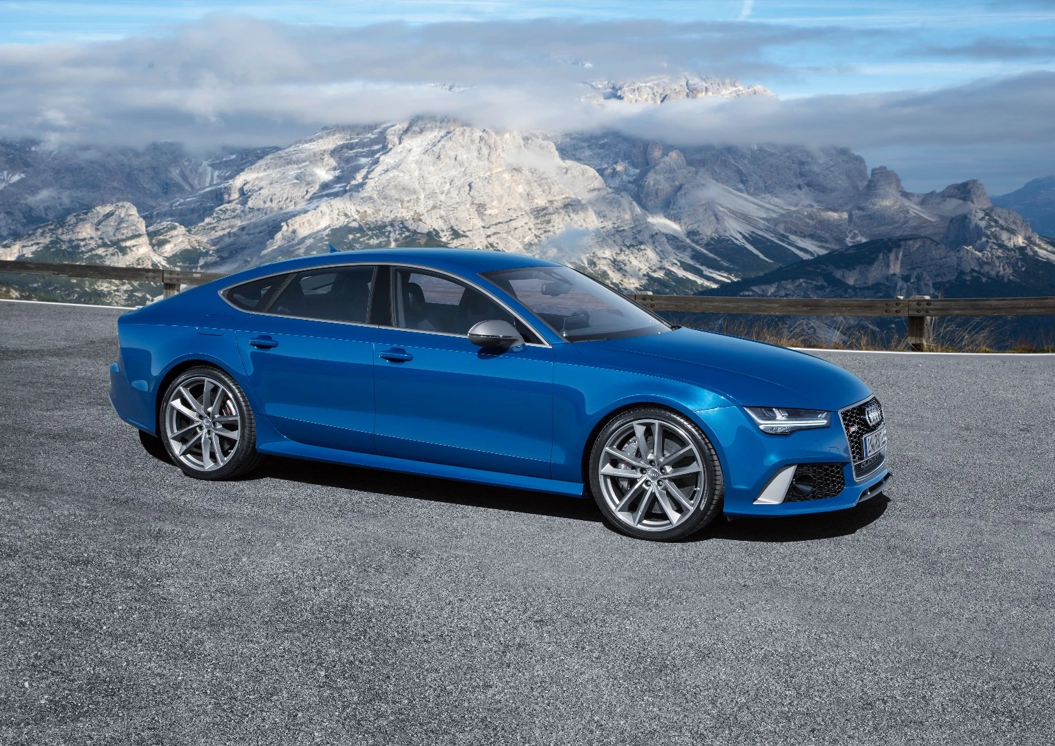 If you're keen to take these cars to the track, Audi will sell you carbon ceramic brakes