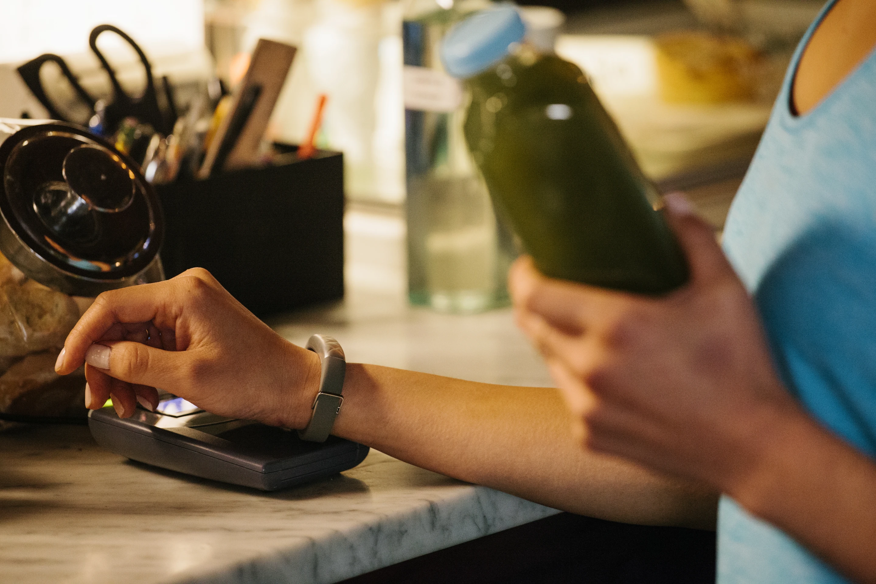 Jawbone and American Express have partnered to bring mobile payments to the new Jawbone UP4 fitness tracker