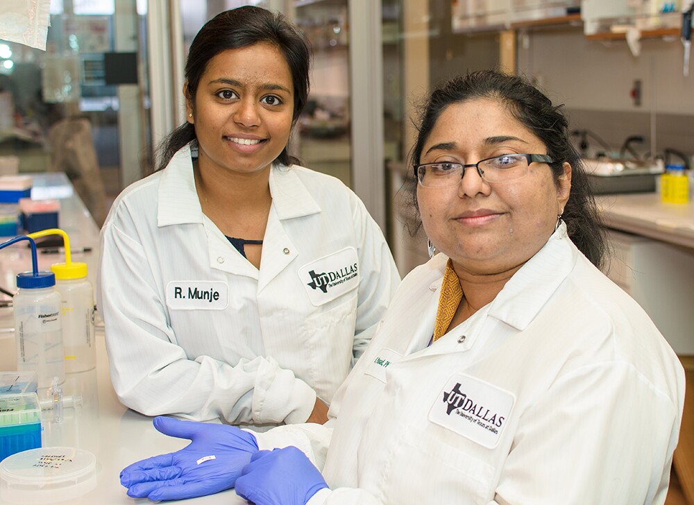 Dr. Shalini Prasad (right) and doctoral student Rujuta Munje, who helped design the sensor