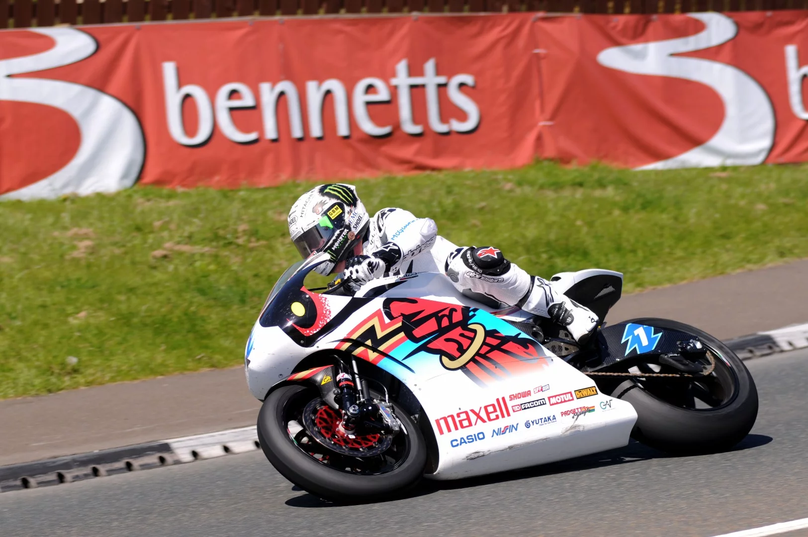 John McGuinness dominated the 2015 TT Zero Challenge