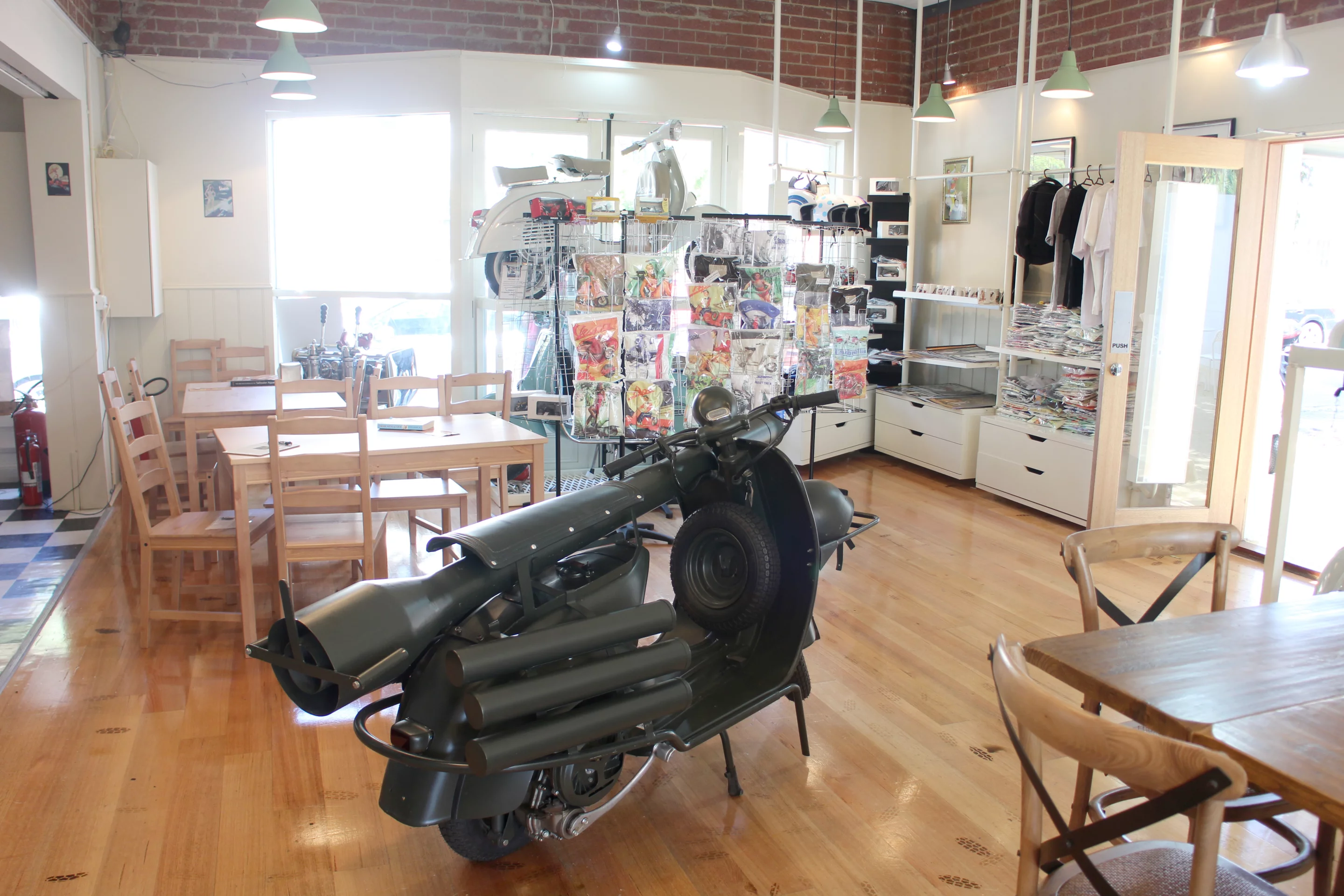 Vespa's 150 TAP was used by French special forces in the Algerian and second IndoChina war.