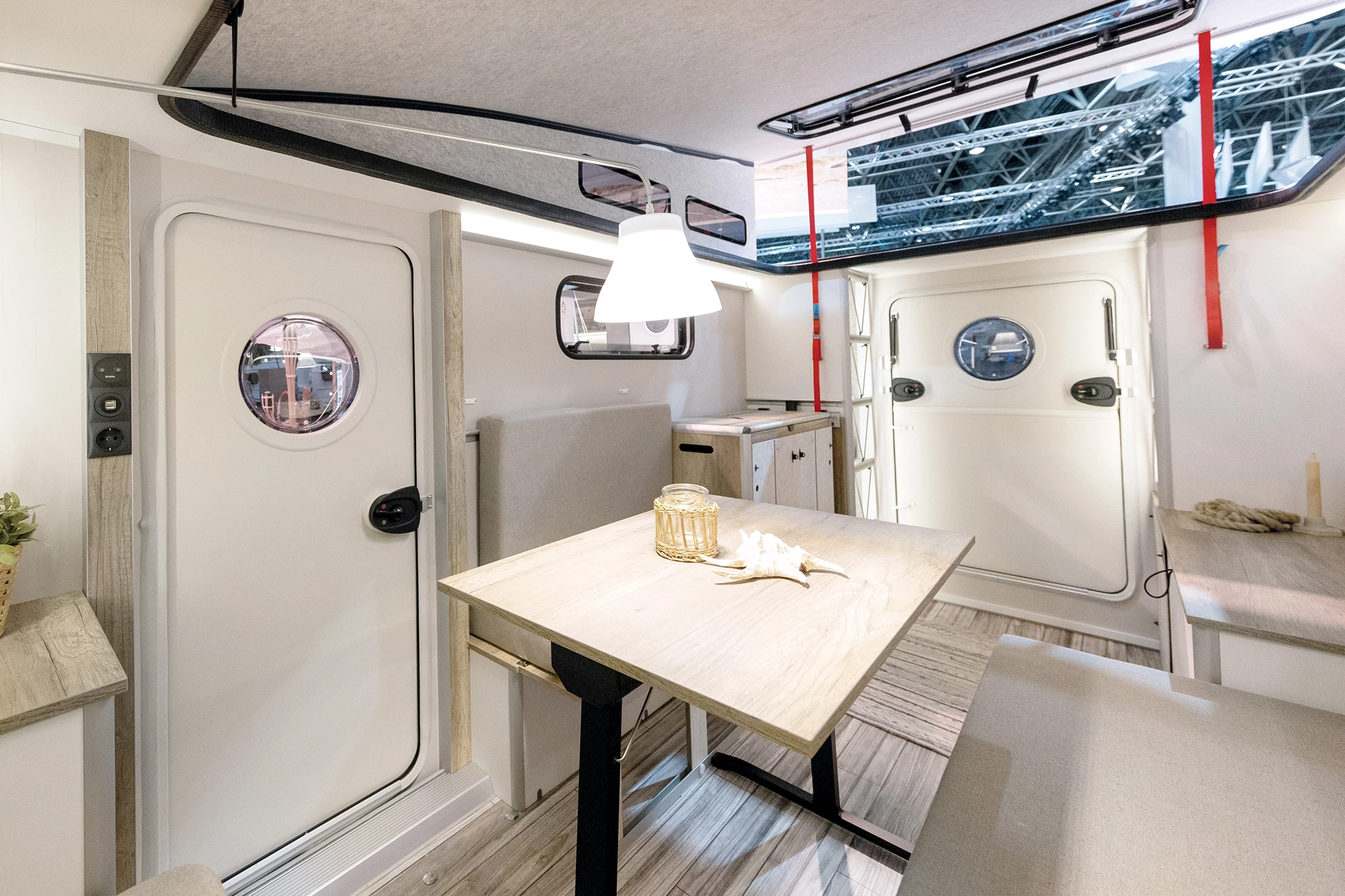 Sitting at the Hobby Beachy Air lounge with doors closed, pop-up open