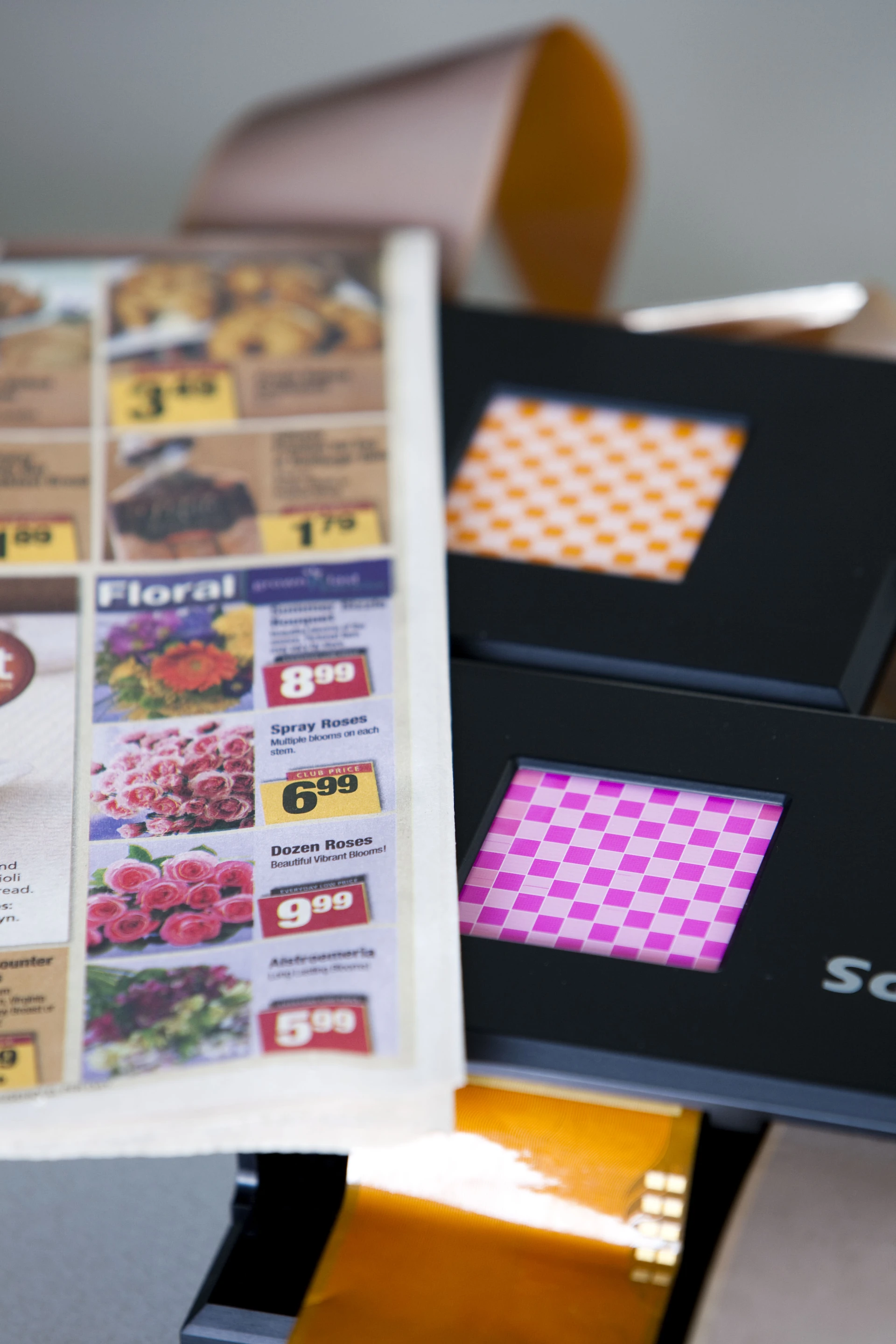 Similar to paper, Philips e-skin has a paint-like appearance