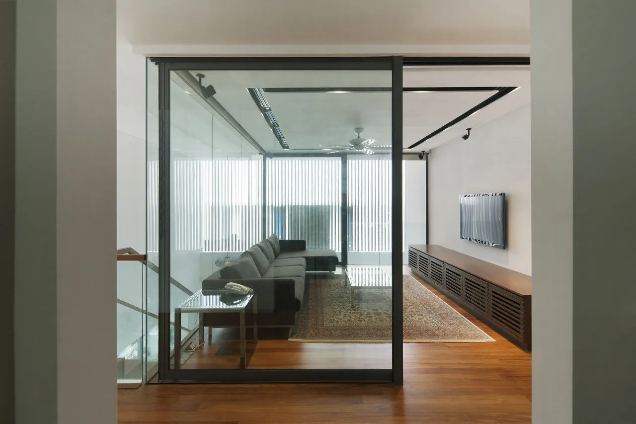 The house features three bedrooms, three bathrooms, maid's quarters, a prayer room, and even an elevator (Photo: Jeremy San)