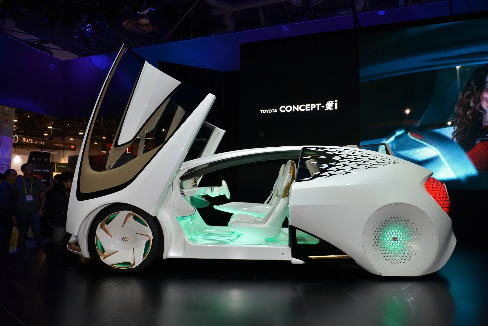 Toyota Concept-i, CES 2017