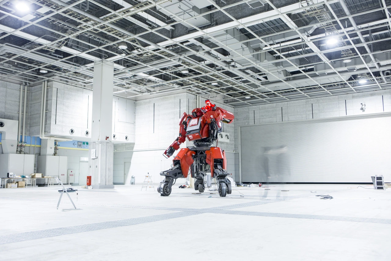 Kuratas: higher tech than the rough and ready Megabots Mk2.