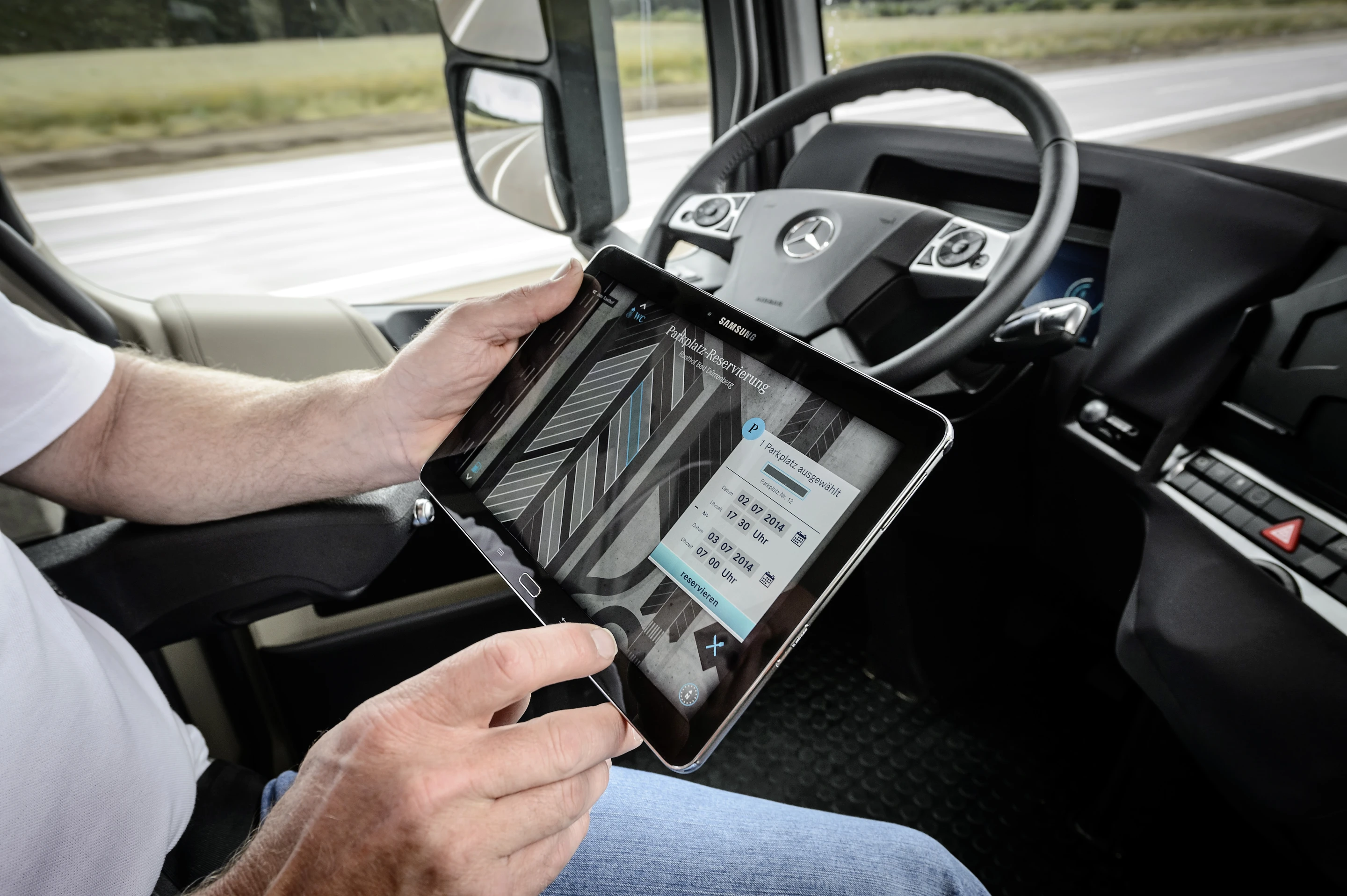 The Daimler autonomous truck can be controlled by a tablet