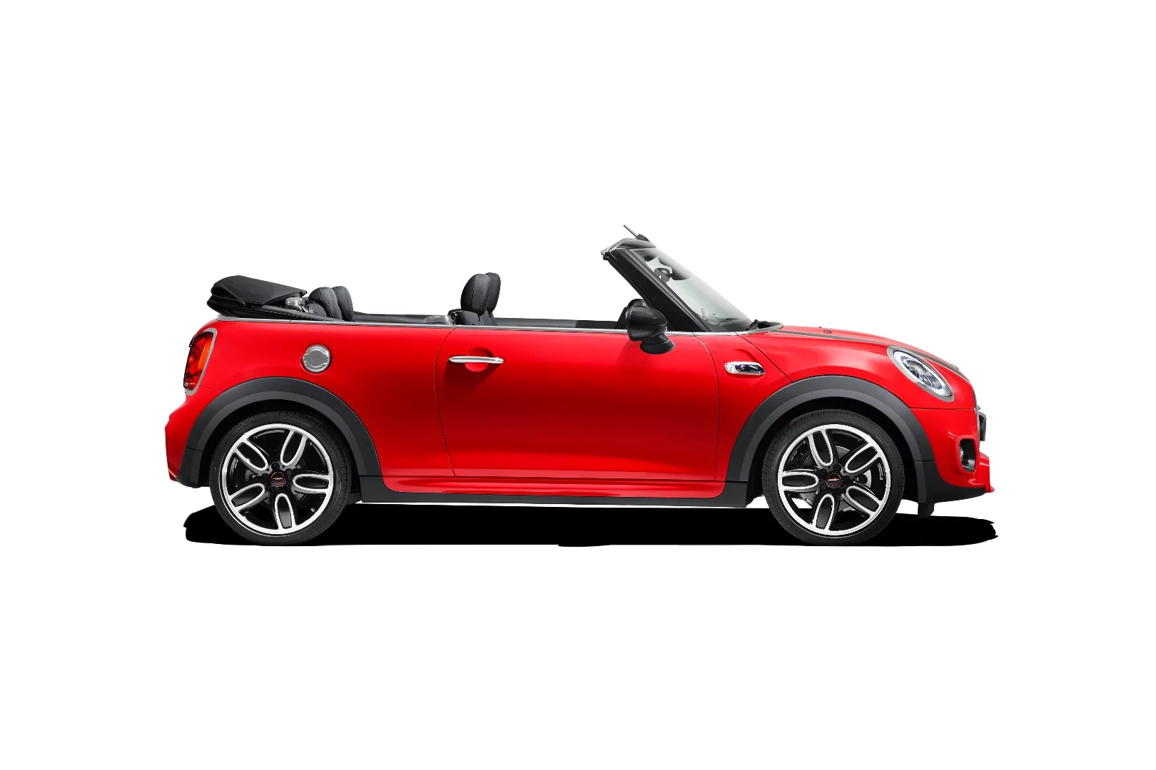 The Convertible's roof is fully electric, and can be raised at speeds up to 30 km/h