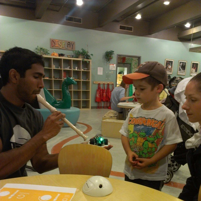 Creator Vivek Mano demonstrates the Wigl bot to would-be engineers