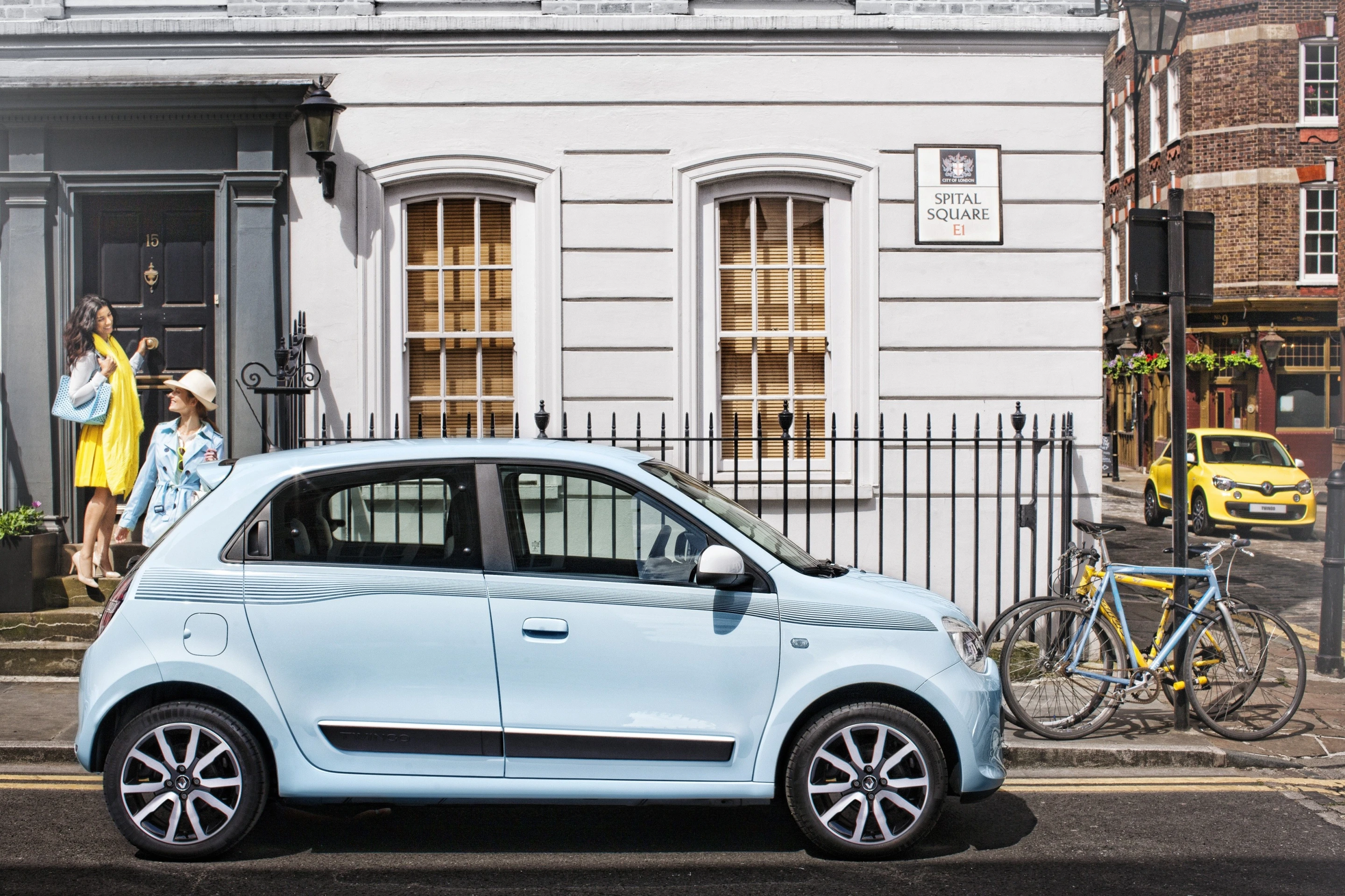 Renault Twingo has a strong shoulder line