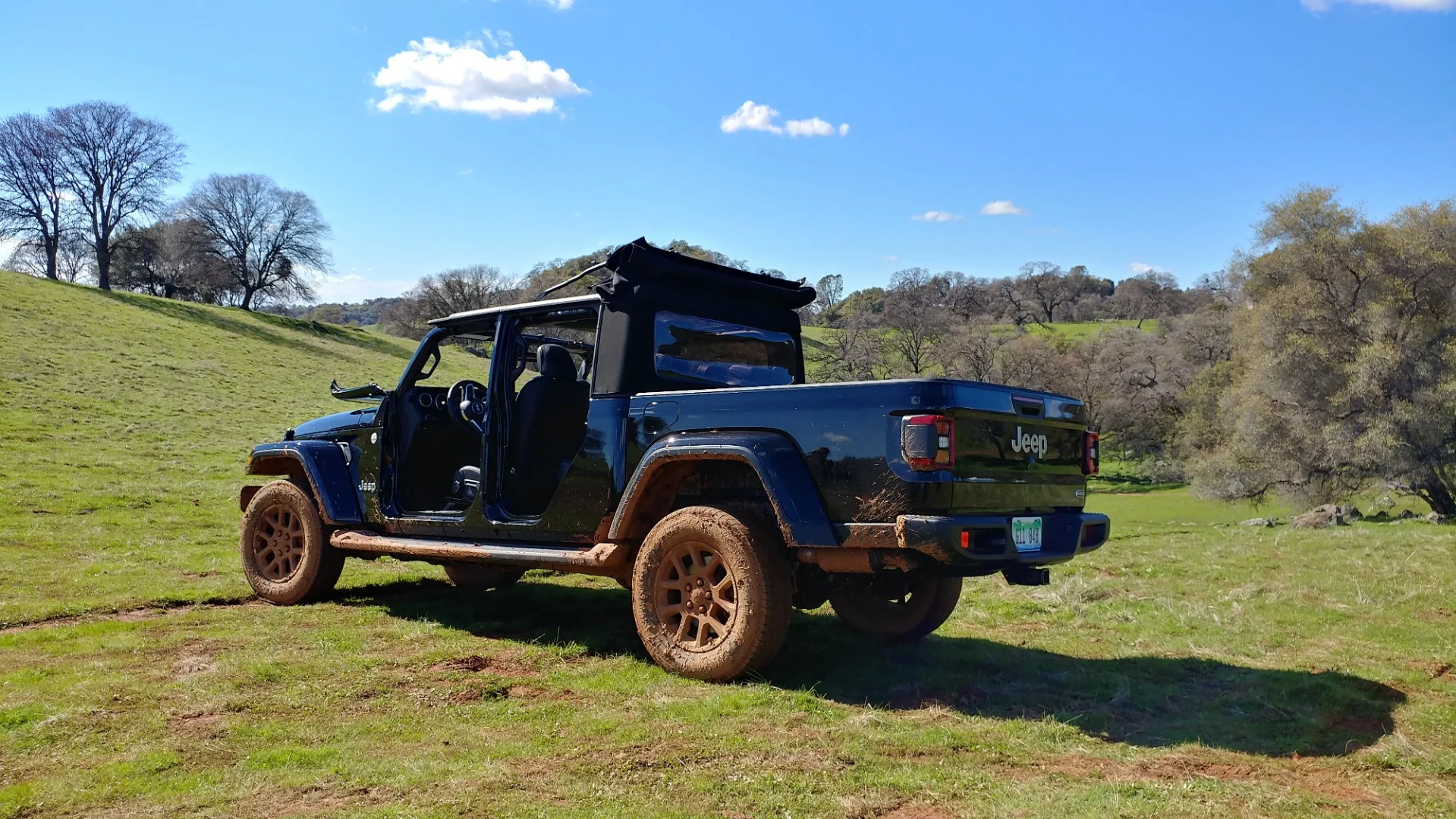Like the Wrangler, the Jeep Gladiator can have its doors removed, its top pulled down (or removed), and its windshield lowered. All with tools included in the rig