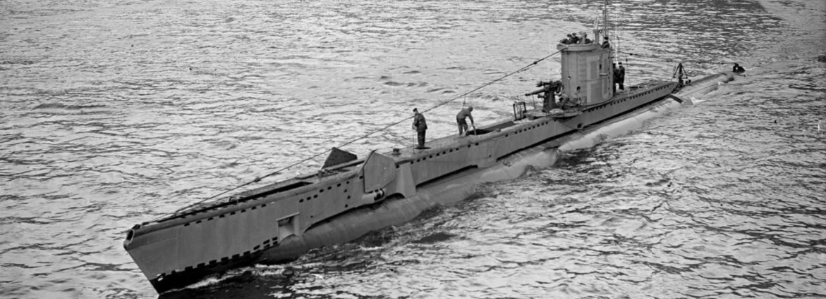 The submarine HMS Venturer