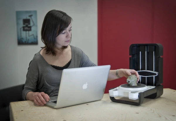 Matterform's Photon 3D scanner is a cost-effective solution for makers and artists