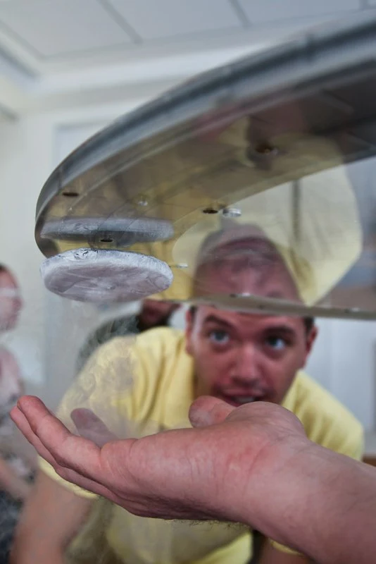 This process that enables the sapphire wafer to levitate above a magnetic surface and travel in mid-air in an almost perpetual motion (Image: Tel Aviv University)