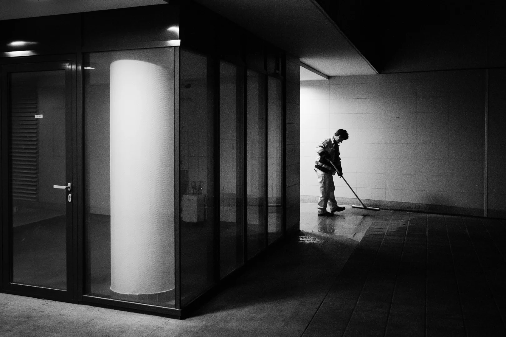 Winner of 23:00 Hour. Gyozo Lang “Night shift”, taken Budapest, Hungary