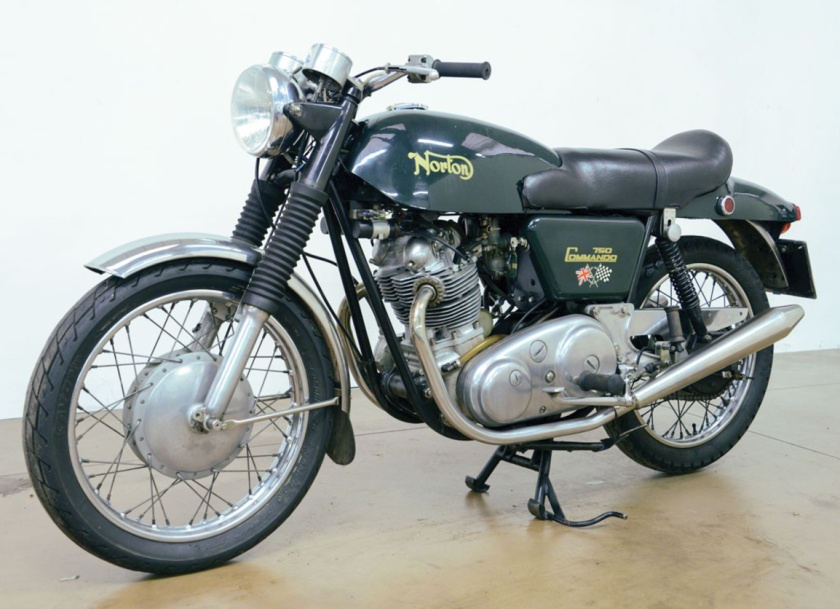 This 1969 Norton 750 Commando fetched €13,455 ($14,270) at the RM-Sotheby's DueMile Route auction in Milan on 25-27 November, 2016