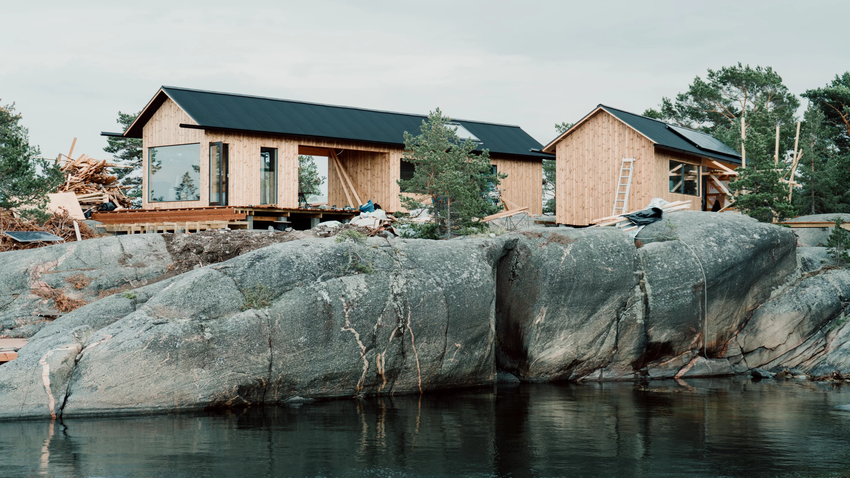 Finnish architects Aleksi Hautamäki and Milla Selkimaki have recently completed the first stage of their two stage island project