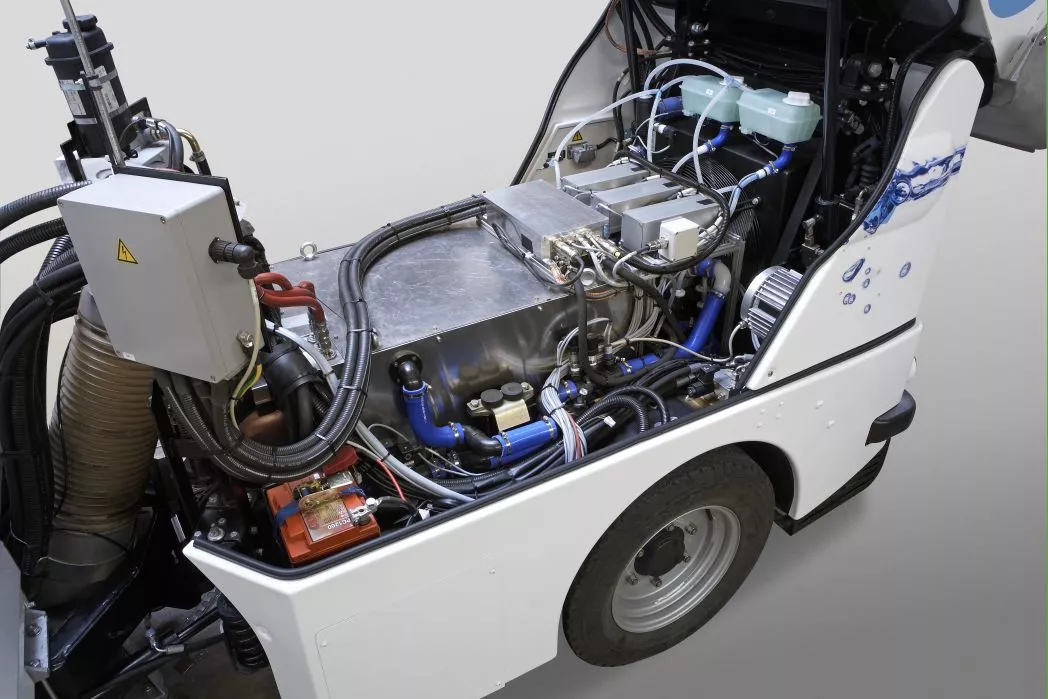 Under the hood of the hydrogen-powered CityCat H2