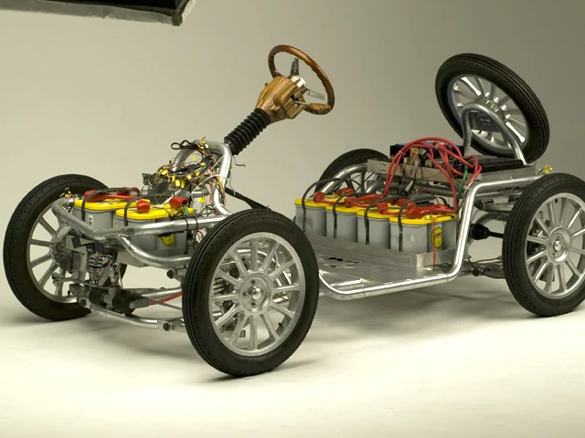 Takayanagi Miluira - Japanese retro styled EV due for release in March