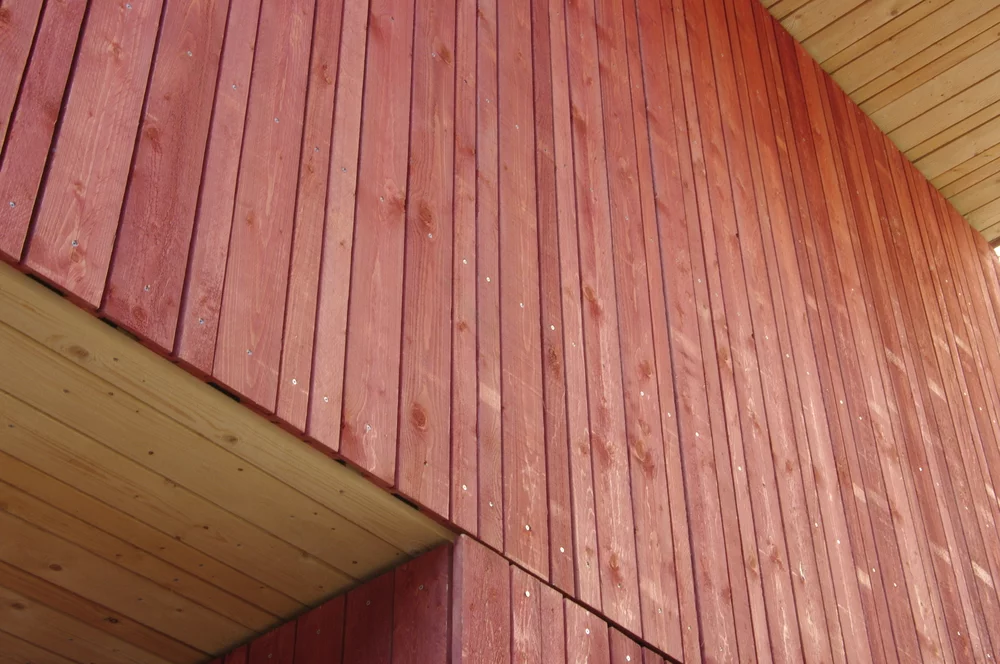 The frame and fixed furnishings are built from laminated veneer lumber (LVL) and Kokoon is clad in spruce