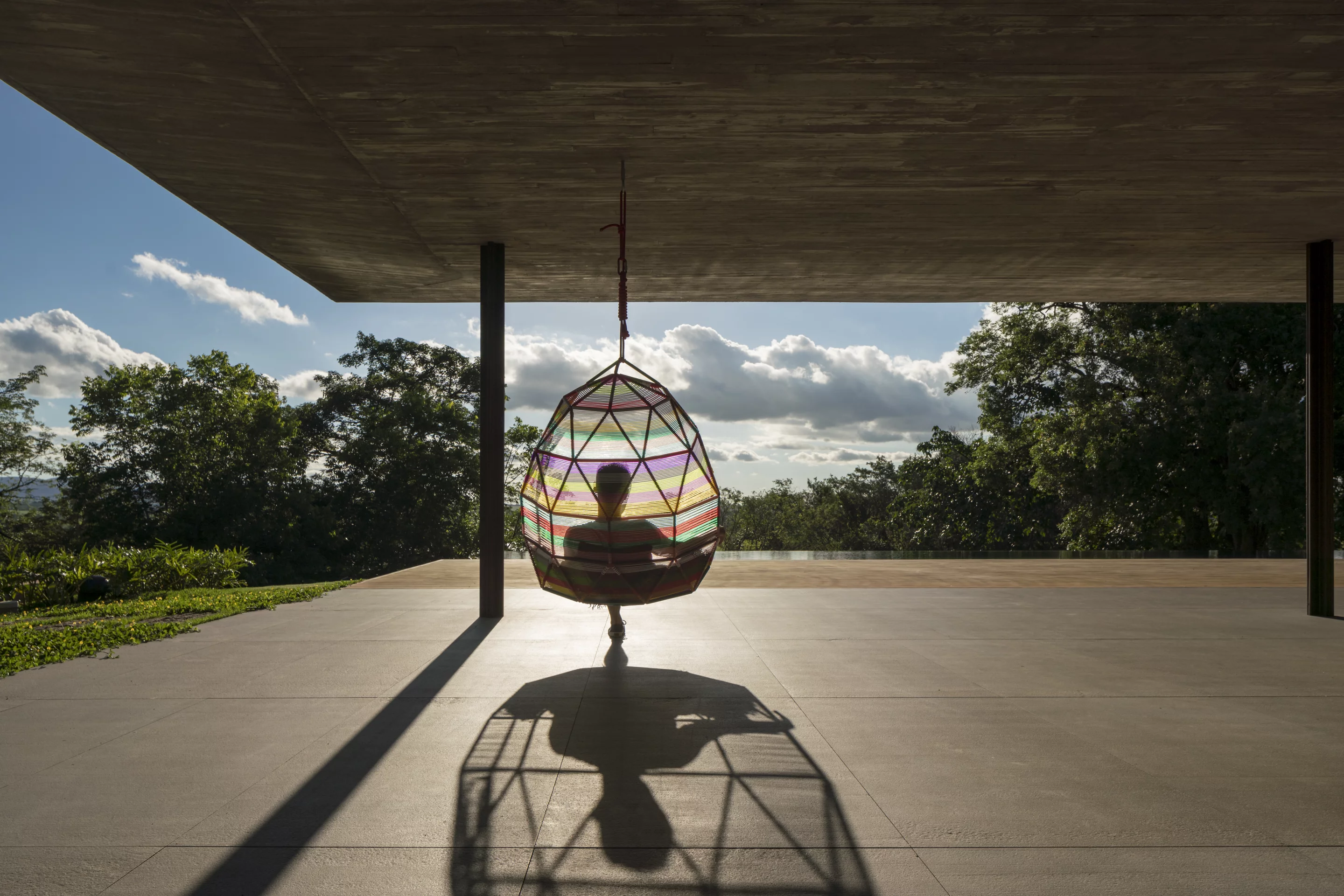 Planar House's concrete roof is supported on steel beams
