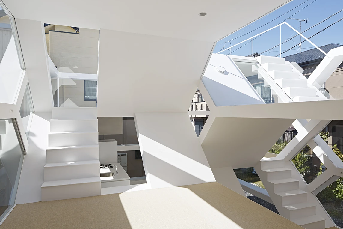The interior layout is as complicated as it looks (Photo: Koichi Torimura)
