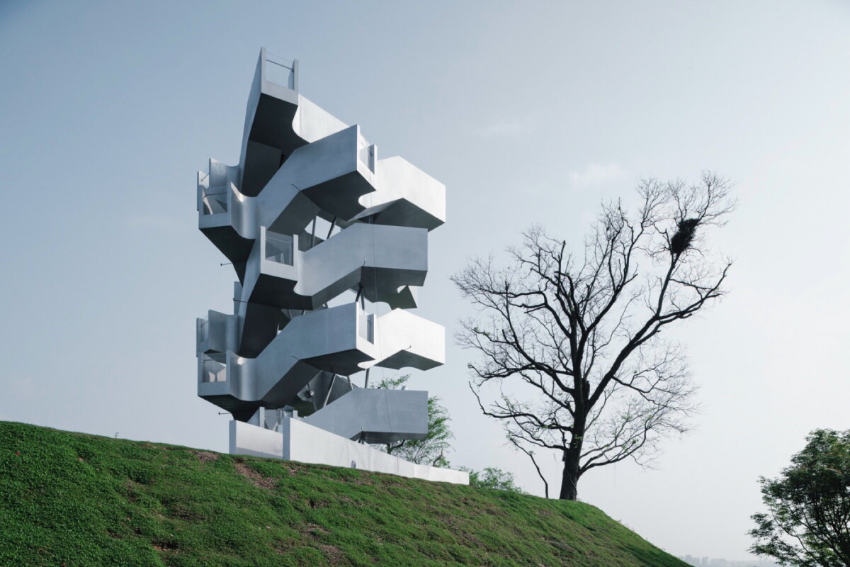 Boldly twisted tower lures you into its Escher-like space to spy on birds