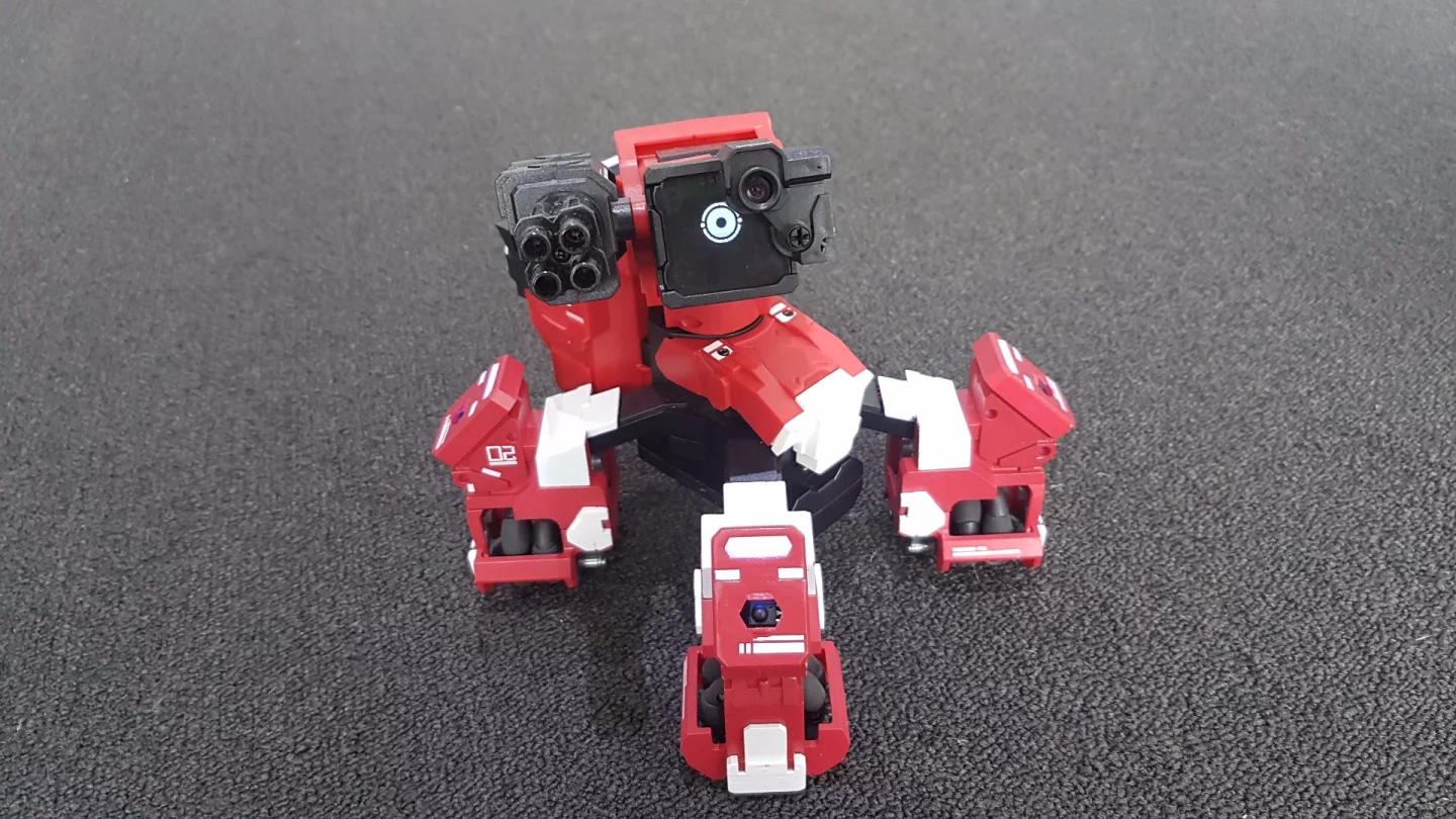 Geio has an LCD screen on its face that shows an expressive eye, designed to communicate the robot's emotions