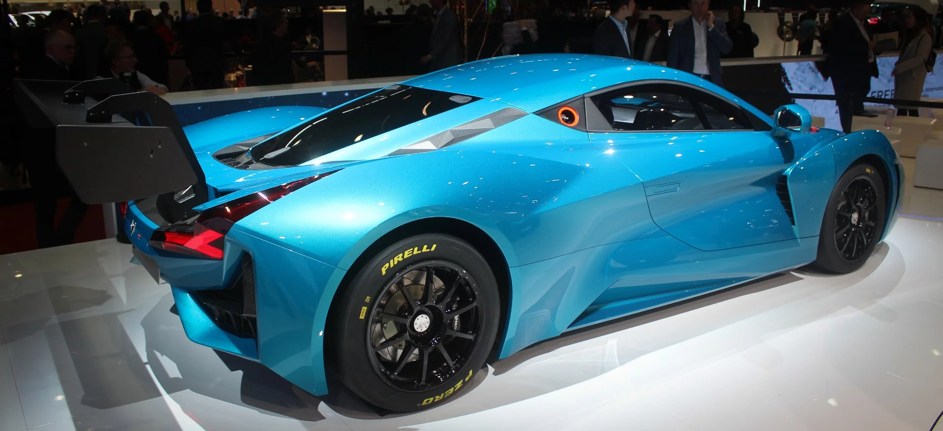 Arcfox-GT Race Edition