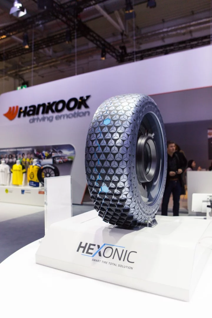Hankook Hexonic concept tires: focused on passenger comfort in autonomous applications