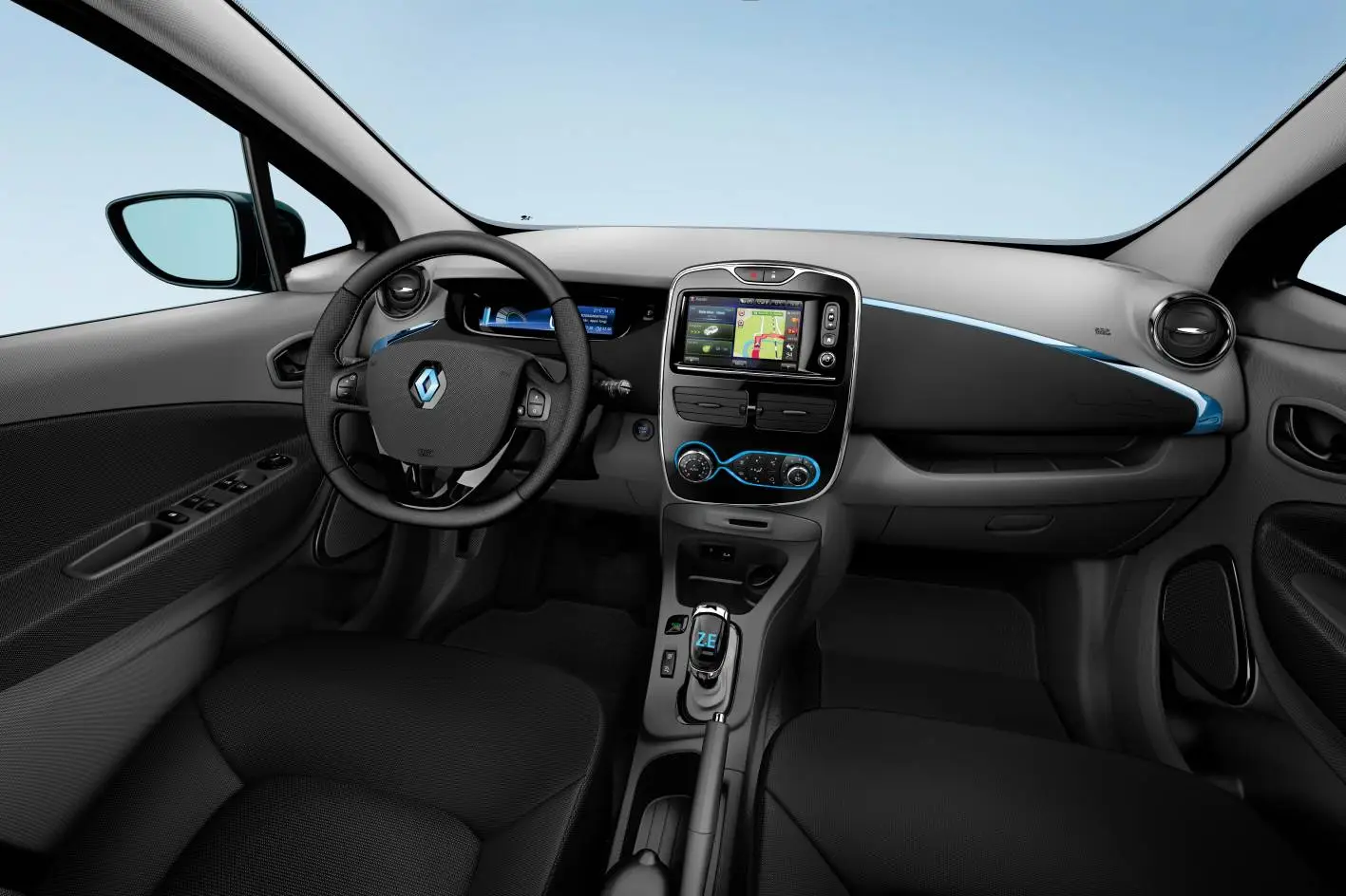 Programmable pre-conditioning heats or cools ZOE's cabin when the vehicle is charging