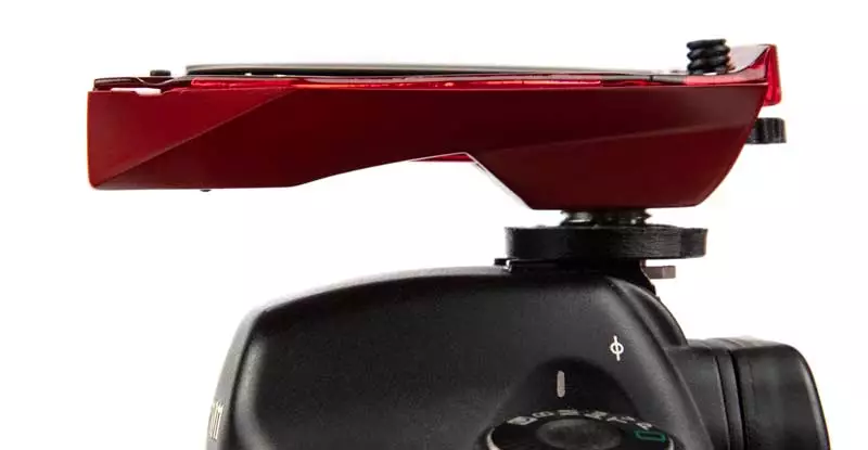 The battery-powered IR emitter is mounted to the camera's shoe mount