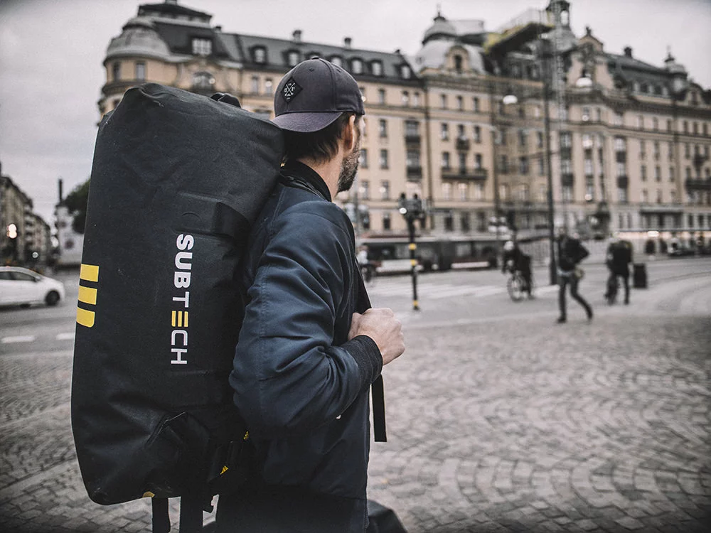 Pro Drybag 2.0: 100-liter bag used as a backpack