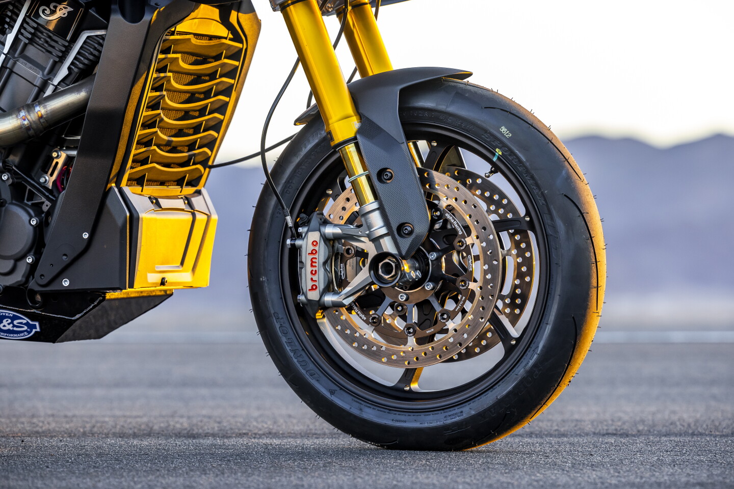 Brembo and Ohlins have never looked so out of place