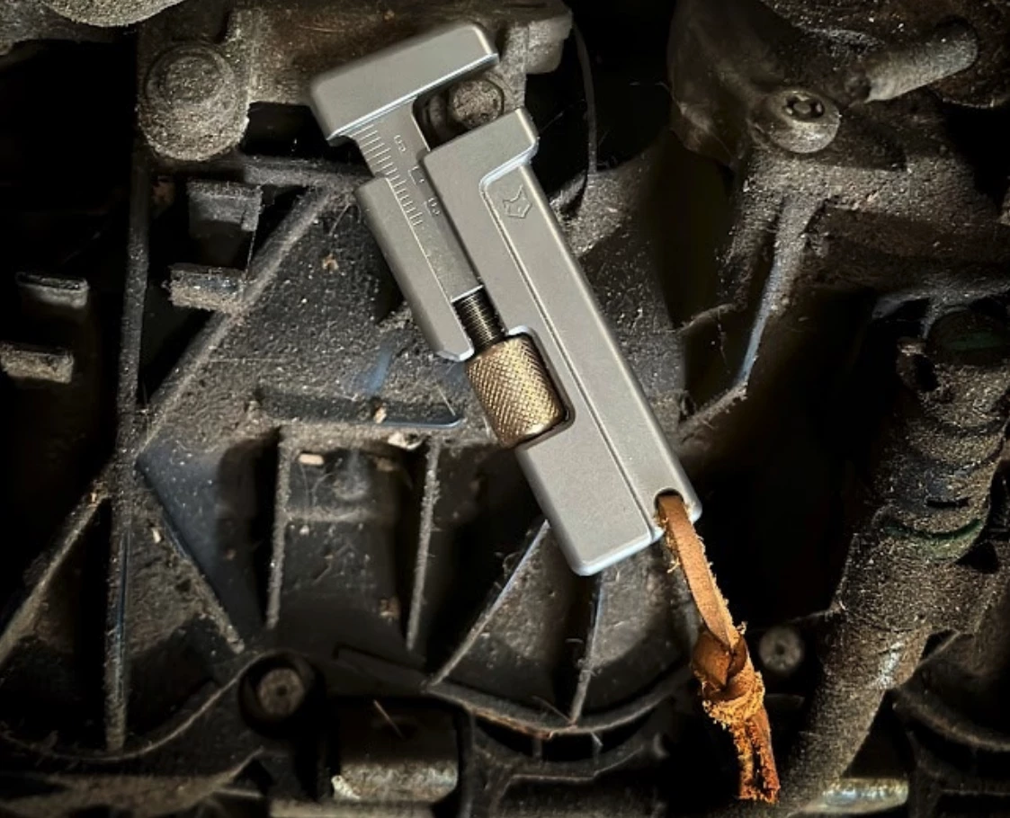 The Atom Wrench may look nicer than the average wrench, but it isn't afraid to get to work