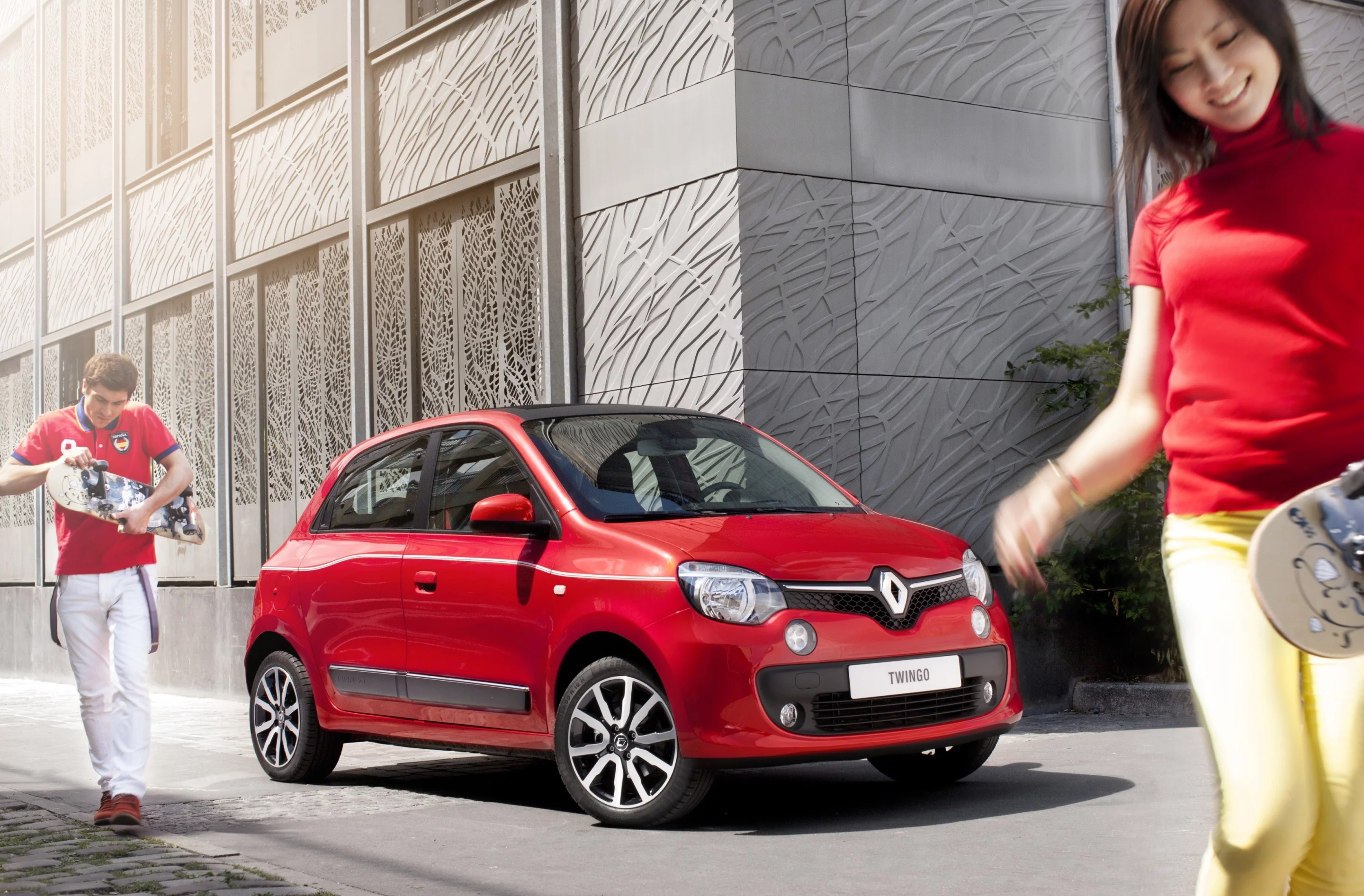 Renault Twingo has a blended bumper