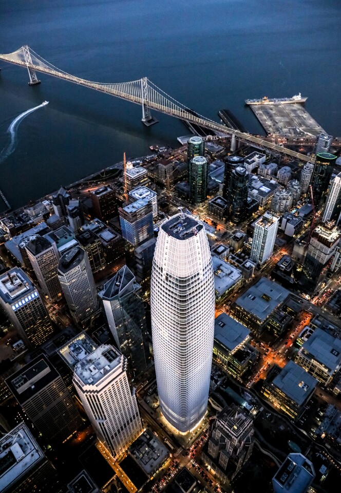 salesforce tower garden