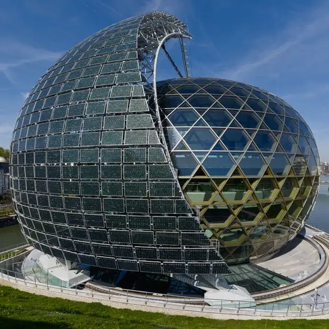 La Seine Musicale's solar sail is self-powered, and moves in gradual increments every 15 minutes to follow the path of the sun