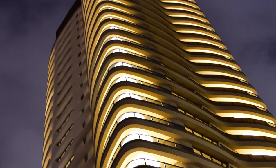 The Cyrela tower was inaugurated by Paolo Pininfarina, manager of Pininfarina, on Monday