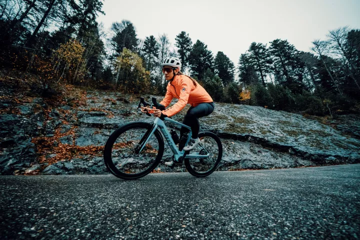 The Class 3 Roadmachine 01 AMP X premium ebike is built to tackle road adventures, as well as off-road gravel trails