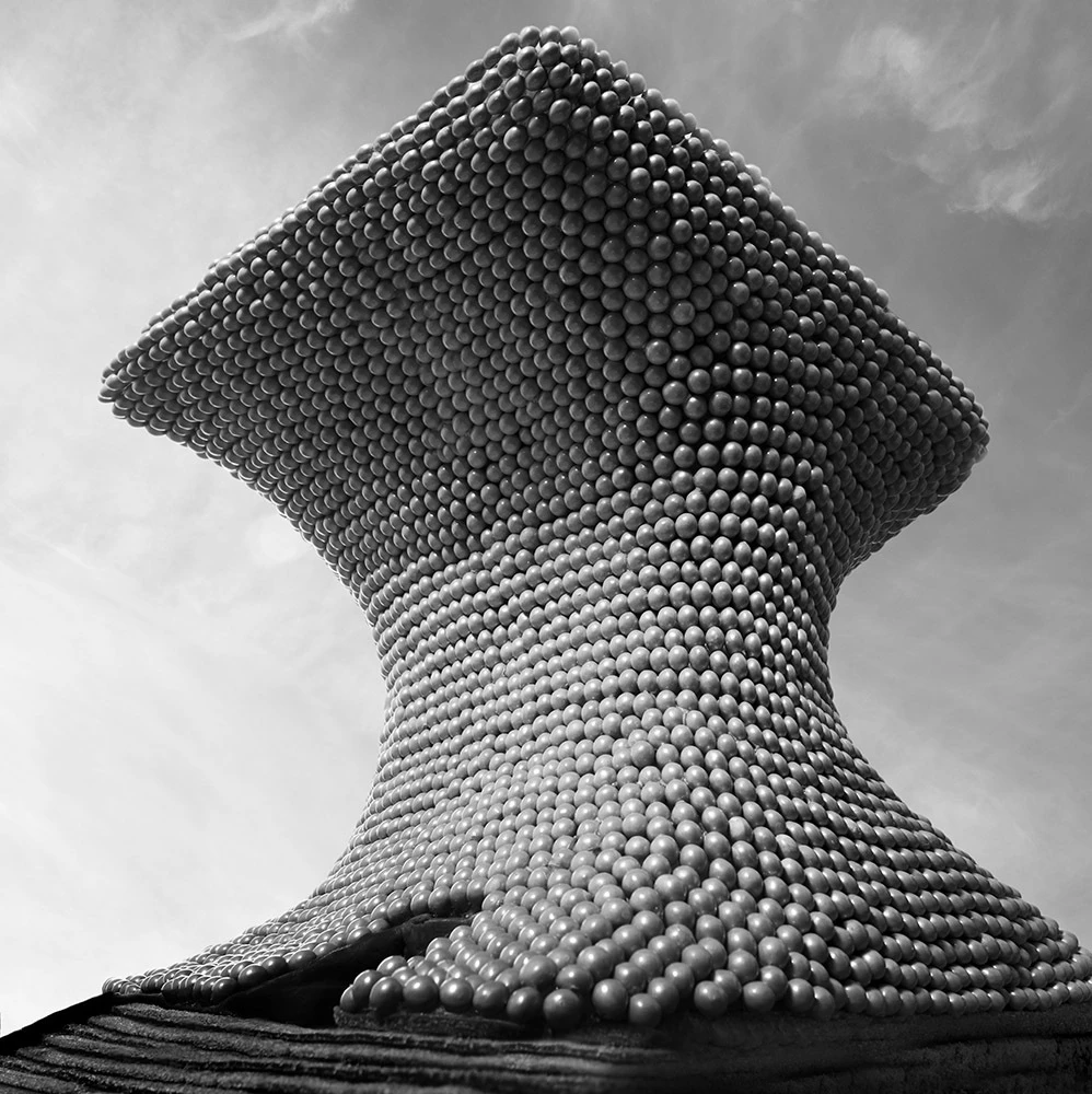 Museo Soumaya - Mexico City, by Fernando Romero, was created using candy balls, gingerbread, sour rolls, taffy (Photo: Henry Hargreaves)