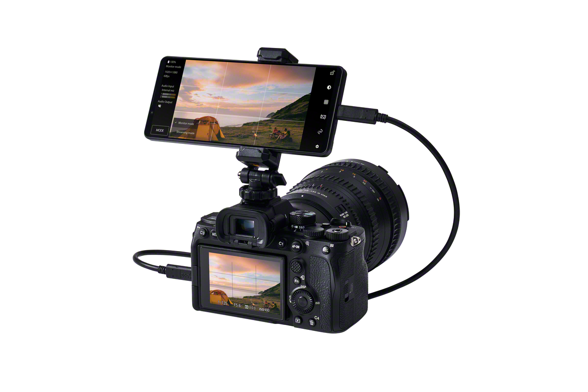 The Xperia 1 IV can serve as an external monitor for compatible Sony Alpha cameras