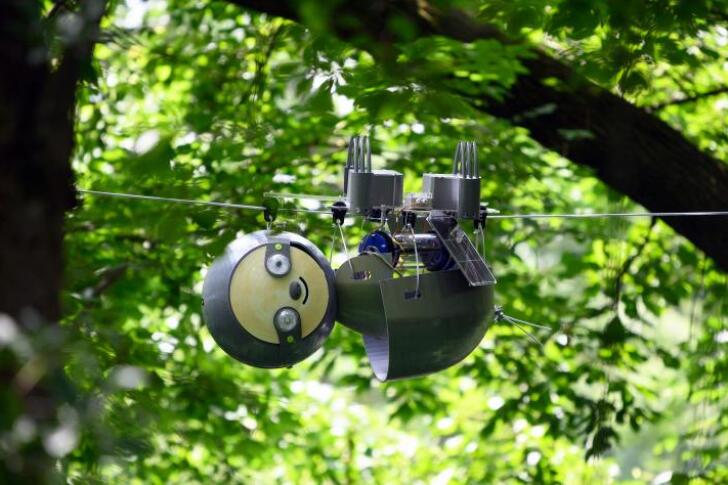 In its current form, the three-foot-long (0.9-m) SlothBot consists of a 3D-printed shell that houses its motor, gearing, battery system and a suite of sensors