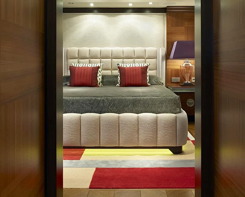 M/Y Kaiser guest cabin