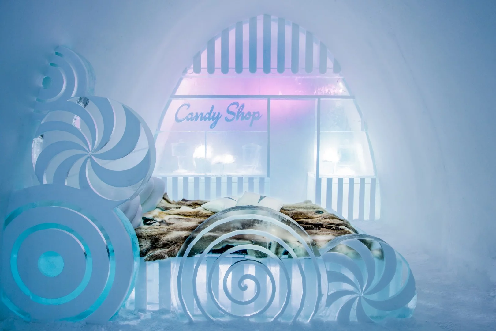 Lollipop, by Luc Voisin and Mathieu Brison, aims to offer guests the experience of spending a night in a candy shop, albeit a very, very cold one