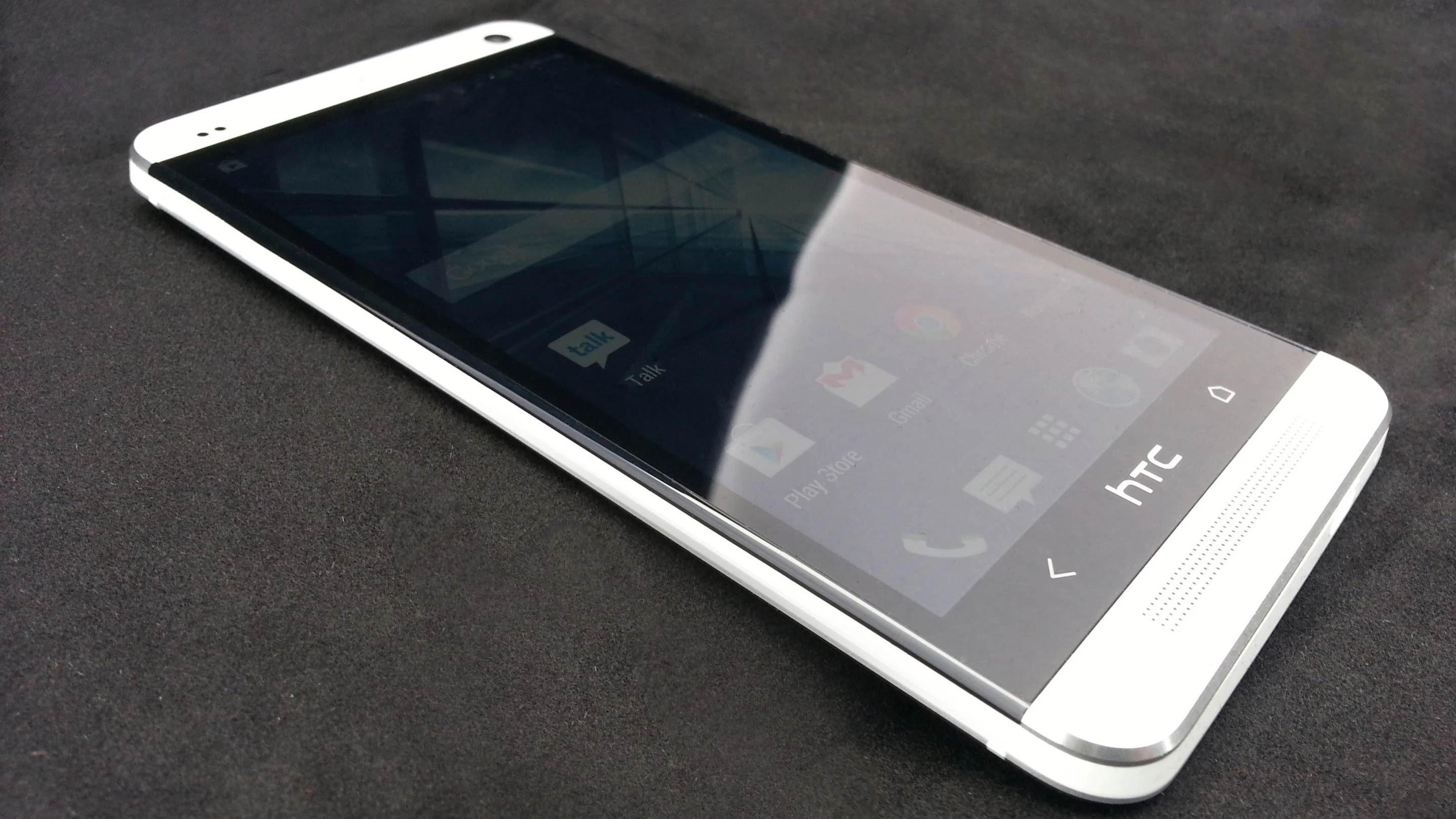 The HTC One has an iconic unibody design