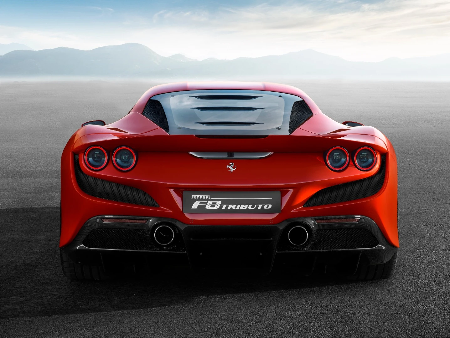Welcome back, twin round tail lights!