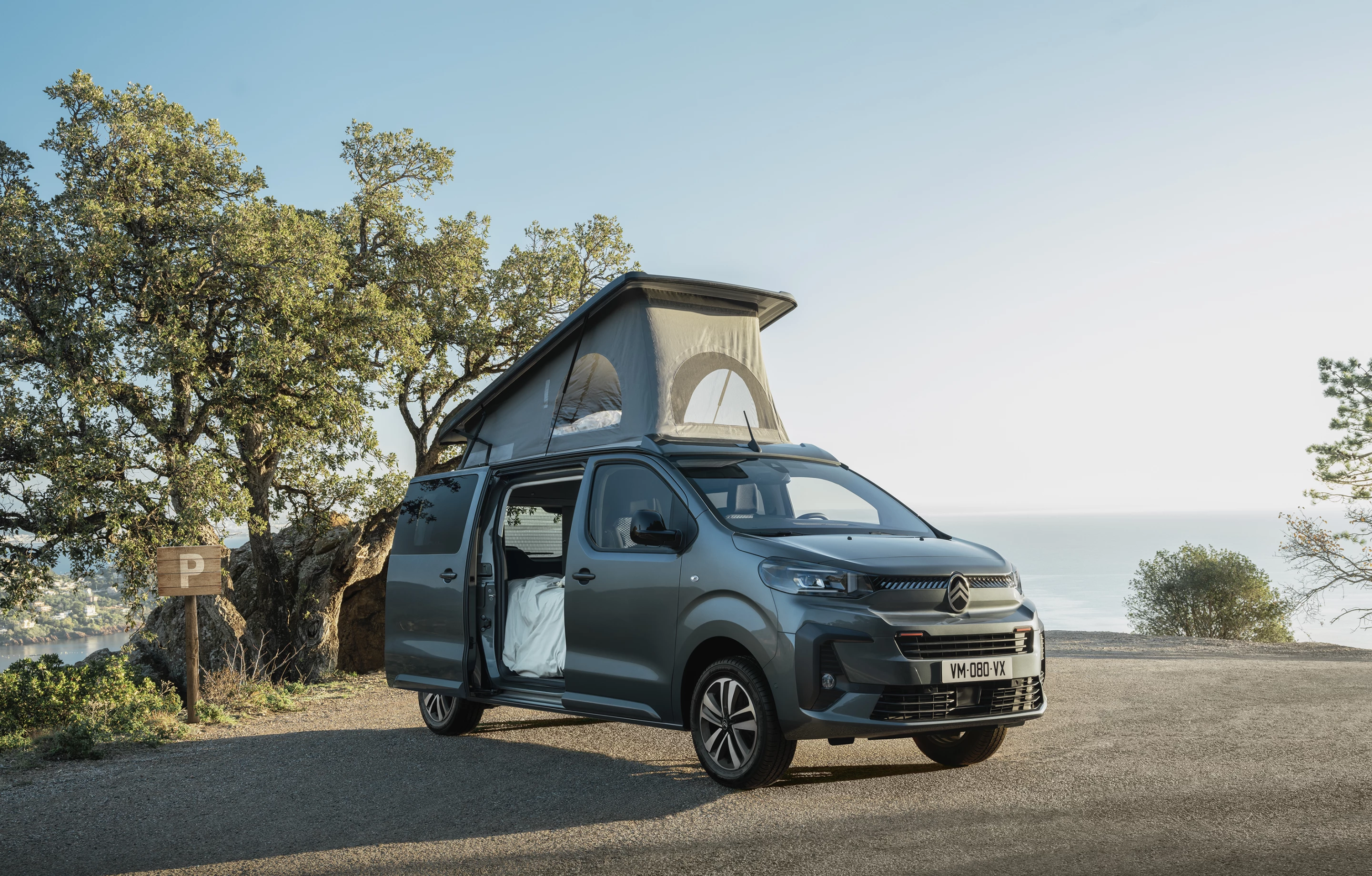 The all-new Citroën Holidays camper van is a versatile pop-top for up to four people