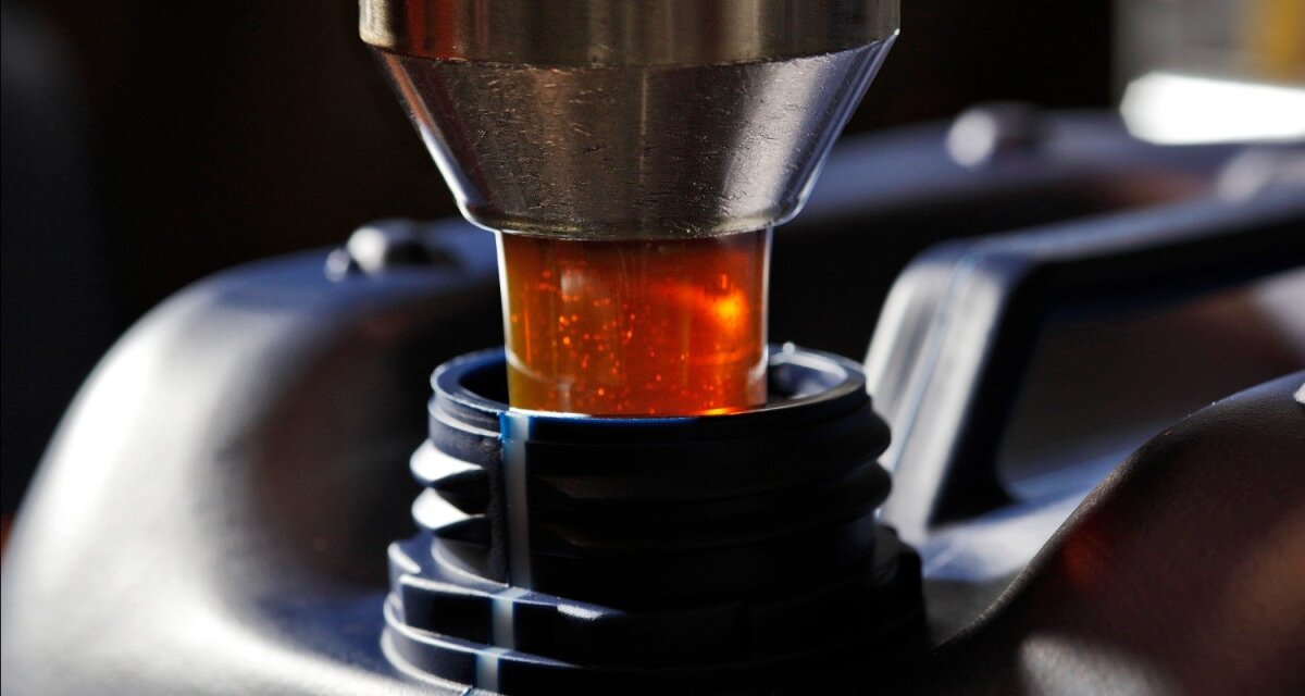 Next-gen 3-cylinder turbo engine challenges EVs via cleaner gasoline