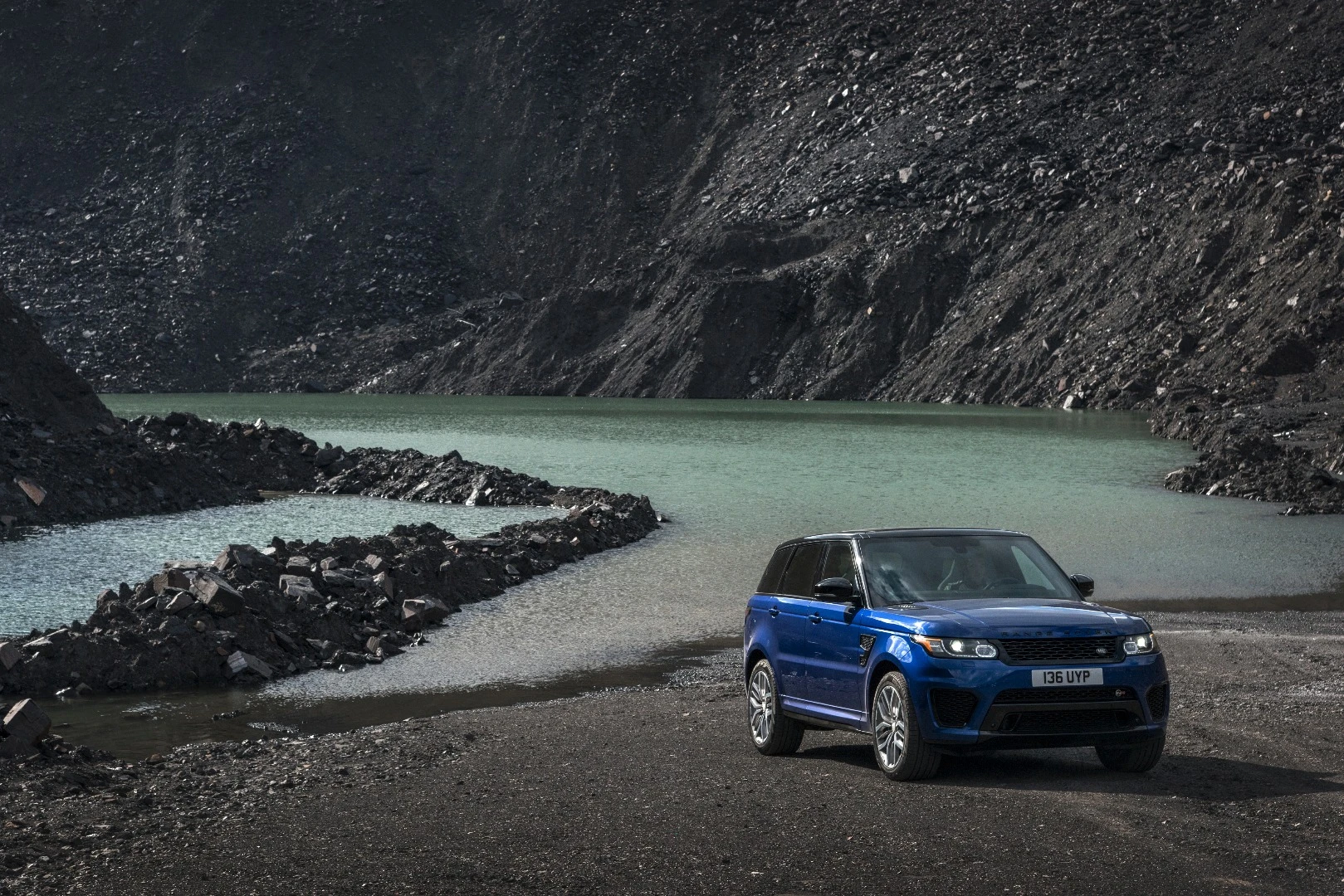 Range Rover Sport SVR acceleration tests
